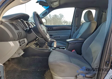 2014 Toyota Tacoma Access Cab z USA, uszkodzony, nr VIN 5TFUX4EN9EX027141